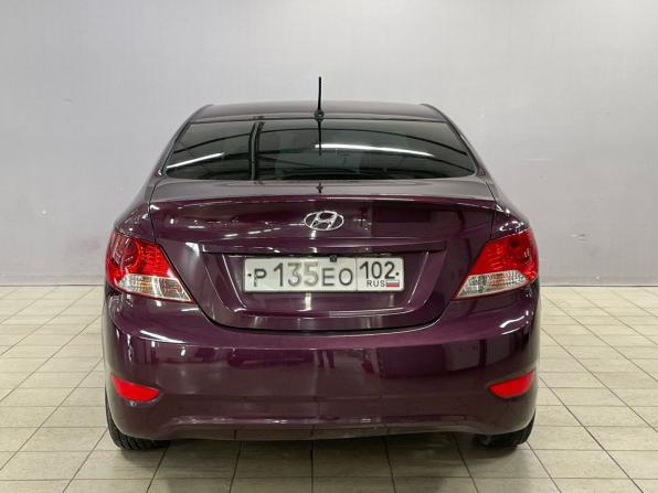 Hyundai Solaris I с пробегом 2013 года, цена 750 000 рублей, 202634 км, седан, Автокод Объявления
