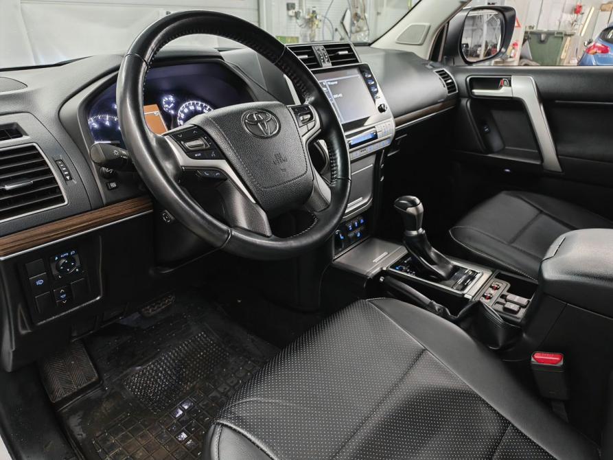Toyota Land Cruiser Prado 150 Series Рестайлинг 3 Москва  - изображение 12