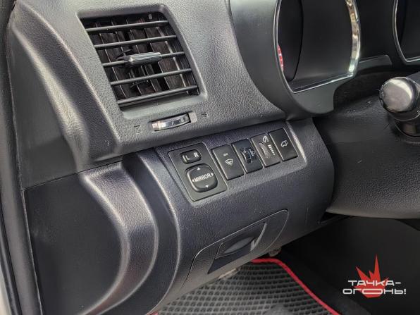 Toyota Highlander II (XU40) Рестайлинг с пробегом 2012 года, цена 2 048 000 рублей, 195000 км, внедорожник, Автокод Объявления