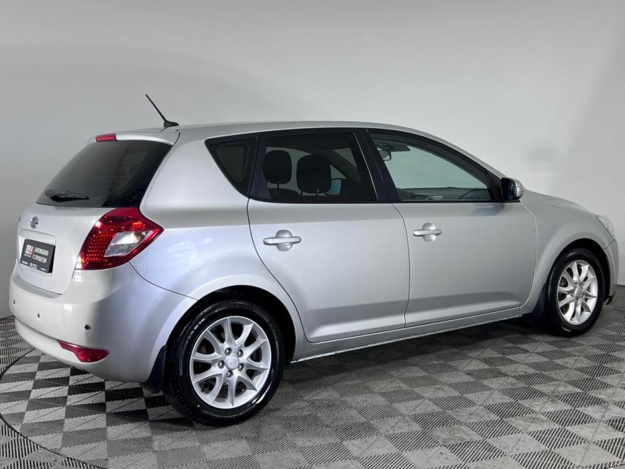 Kia Ceed I Рестайлинг Ростов-на-Дону  - изображение 5