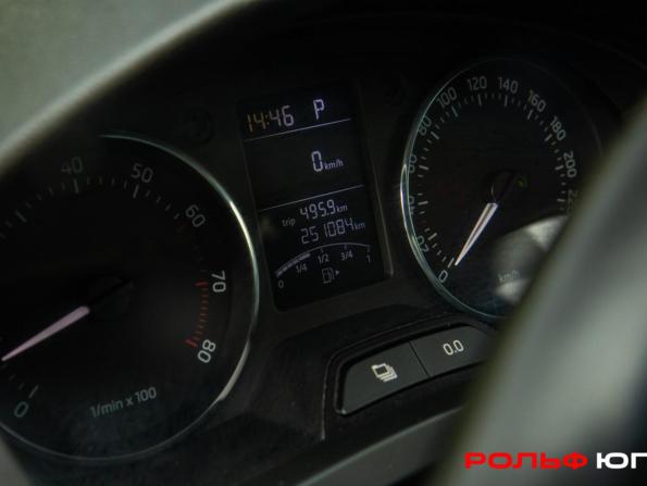 Skoda Rapid I с пробегом 2014 года, цена 798 000 рублей, 251082 км, лифтбек, Автокод Объявления