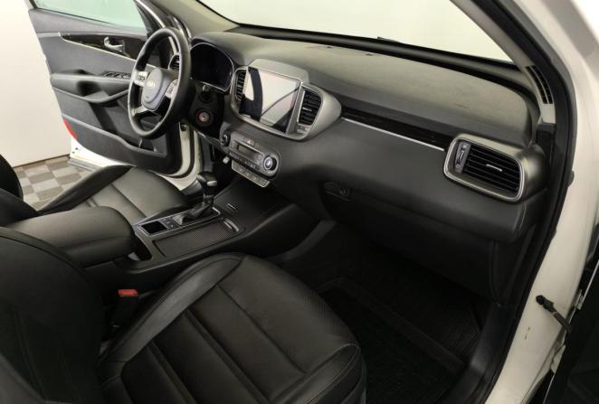 Kia Sorento III Prime Рестайлинг с пробегом 2019 года, цена 2 395 000 рублей, 188061 км, внедорожник, Автокод Объявления