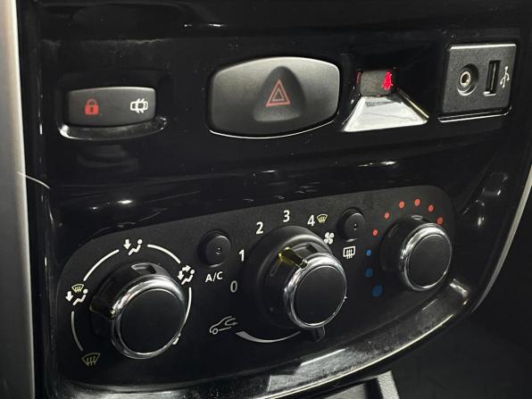 Nissan Terrano III (D10) с пробегом 2015 года, цена 790 000 рублей, 213000 км, внедорожник, Автокод Объявления