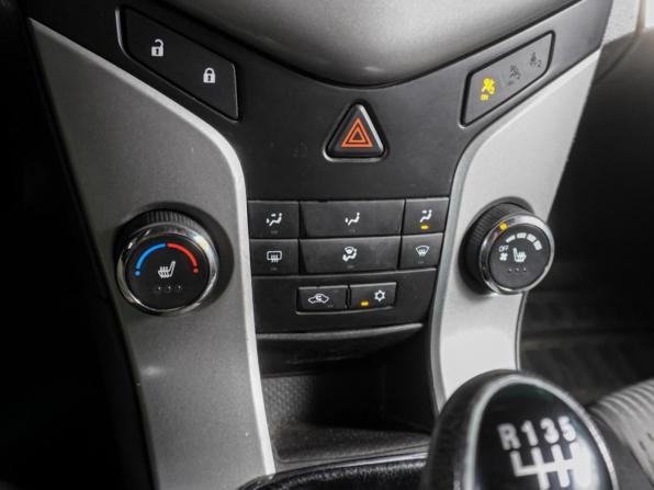 Chevrolet Cruze I с пробегом 2011 года, цена 699 000 рублей, 248670 км, седан, Автокод Объявления