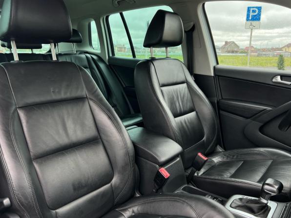 Volkswagen Tiguan I с пробегом 2010 года, цена 899 000 рублей, 179695 км, внедорожник, Автокод Объявления