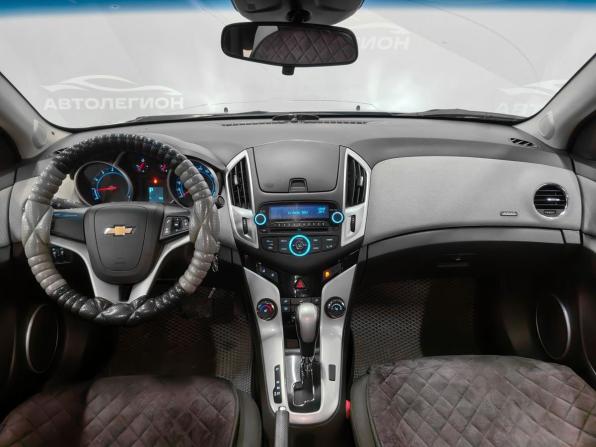 Chevrolet Cruze I Рестайлинг с пробегом 2014 года, цена 650 000 рублей, 208762 км, седан, Автокод Объявления