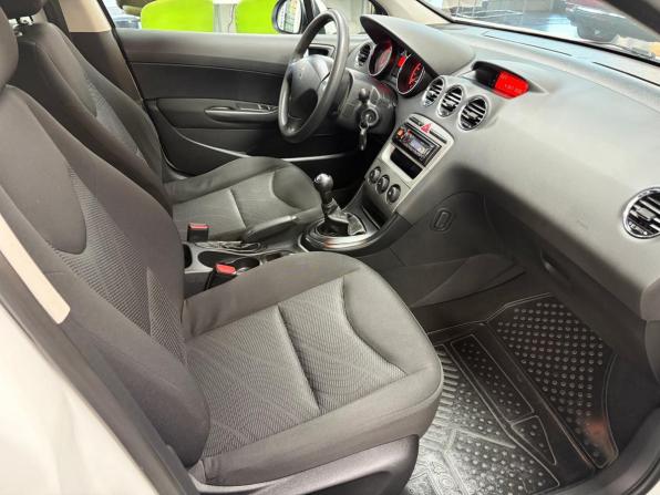Peugeot 408 I с пробегом 2013 года, цена 518 000 рублей, 183000 км, седан, Автокод Объявления
