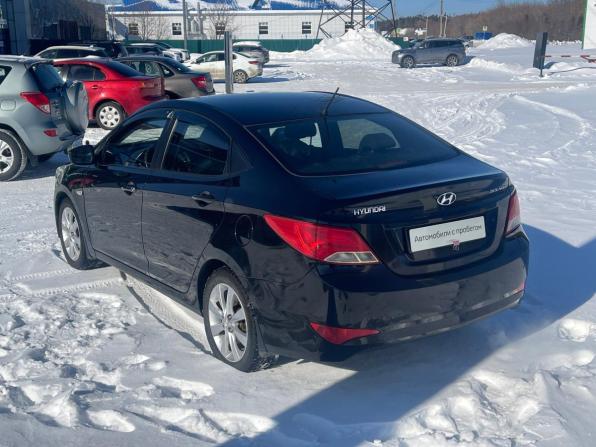Hyundai Solaris I Рестайлинг с пробегом 2015 года, цена 760 000 рублей, 232902 км, седан, Автокод Объявления