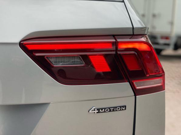 Volkswagen Tiguan II Рестайлинг с пробегом 2020 года, цена 3 099 000 рублей, 123038 км, внедорожник, Автокод Объявления