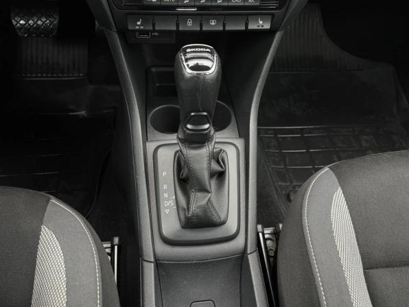 Skoda Rapid I Рестайлинг с пробегом 2019 года, цена 1 155 000 рублей, 132084 км, лифтбек, Автокод Объявления