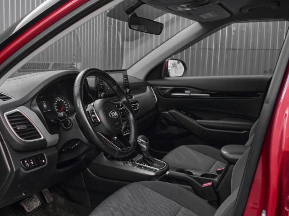 Kia Seltos I с пробегом 2021 года, цена 2 200 000 рублей, 27945 км, внедорожник, Автокод Объявления