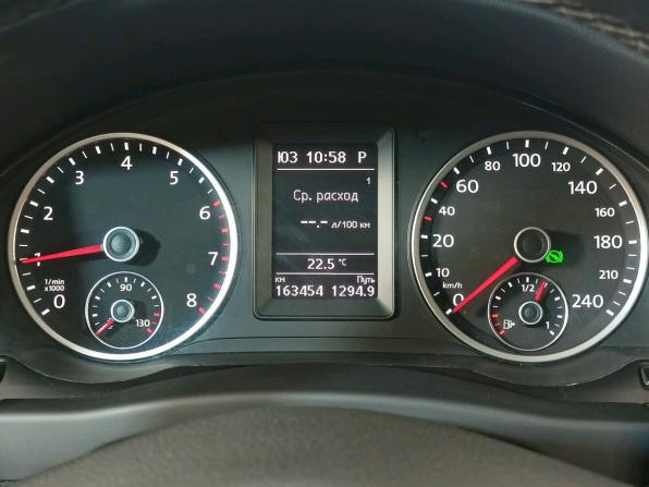 Volkswagen Tiguan I Рестайлинг с пробегом 2015 года, цена 1 349 000 рублей, 162000 км, внедорожник, Автокод Объявления