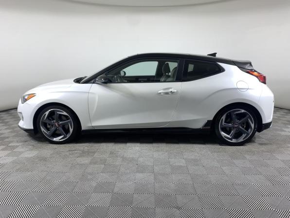 Hyundai Veloster II с пробегом 2019 года, цена 1 700 000 рублей, 66712 км, хэтчбек, Автокод Объявления