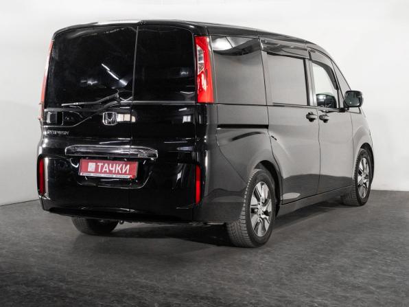Honda Stepwgn V с пробегом 2015 года, цена 1 689 500 рублей, 165220 км, минивэн, Автокод Объявления