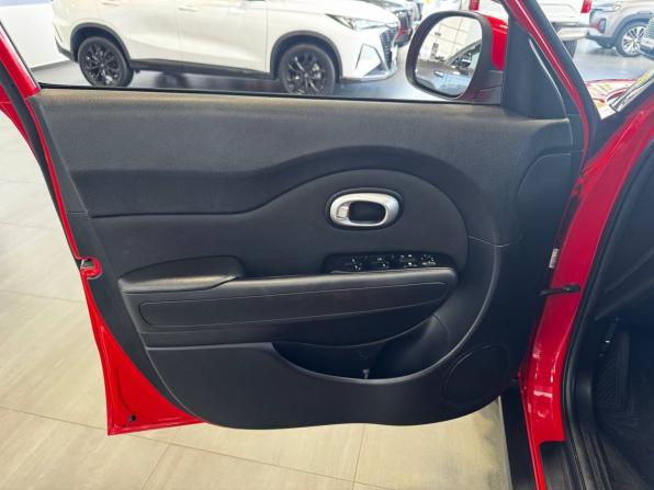 Kia Soul II с пробегом 2014 года, цена 1 379 900 рублей, 173000 км, хэтчбек, Автокод Объявления