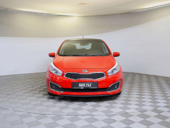 Kia Ceed II Рестайлинг с пробегом 2016 года, цена 1 090 000 рублей, 130381 км, хэтчбек, Автокод Объявления