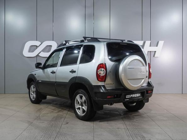 Chevrolet Niva I Рестайлинг с пробегом 2012 года, цена 589 000 рублей, 199865 км, внедорожник, Автокод Объявления