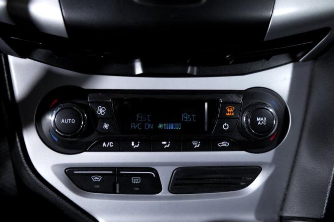 Ford Focus III с пробегом 2012 года, цена 749 000 рублей, 220846 км, седан, Автокод Объявления