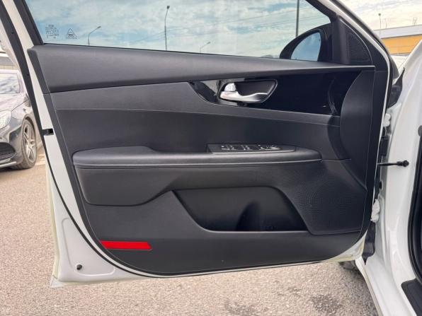 Kia Cerato IV с пробегом 2019 года, цена 1 970 000 рублей, 91270 км, седан, Автокод Объявления