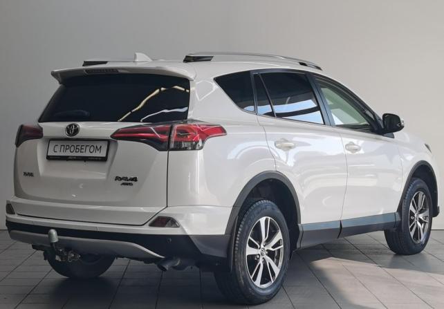 Toyota RAV4 IV (XA40) Рестайлинг с пробегом 2015 года, цена 2 390 000 рублей, 121201 км, внедорожник, Автокод Объявления