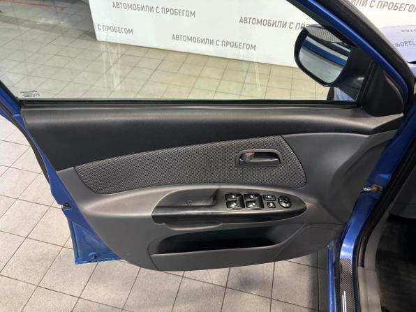 Kia Rio II Рестайлинг с пробегом 2011 года, цена 429 000 рублей, 255000 км, хэтчбек, Автокод Объявления