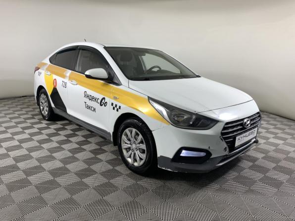 Hyundai Solaris II с пробегом 2017 года, цена 599 000 рублей, 317953 км, седан, Автокод Объявления