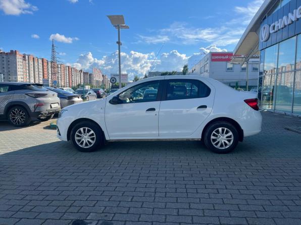 Renault Logan II Рестайлинг с пробегом 2020 года, цена 795 000 рублей, 124000 км, седан, Автокод Объявления