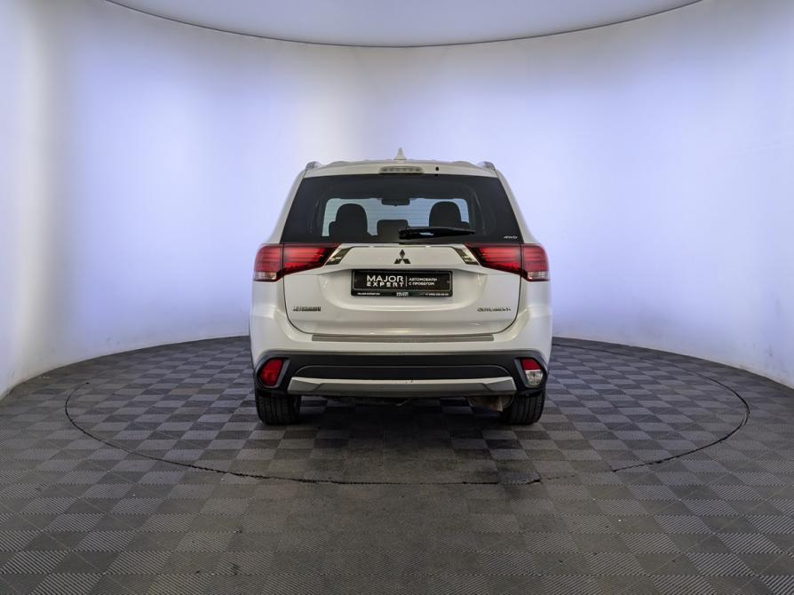 Mitsubishi Outlander III Рестайлинг 2 Москва  - изображение 6
