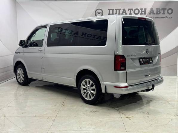 Volkswagen Caravelle T6 Рестайлинг с пробегом 2020 года, цена 3 899 000 рублей, 136000 км, минивэн, Автокод Объявления