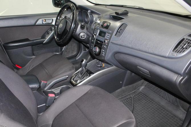 Kia Cerato II с пробегом 2012 года, цена 850 000 рублей, 182836 км, седан, Автокод Объявления