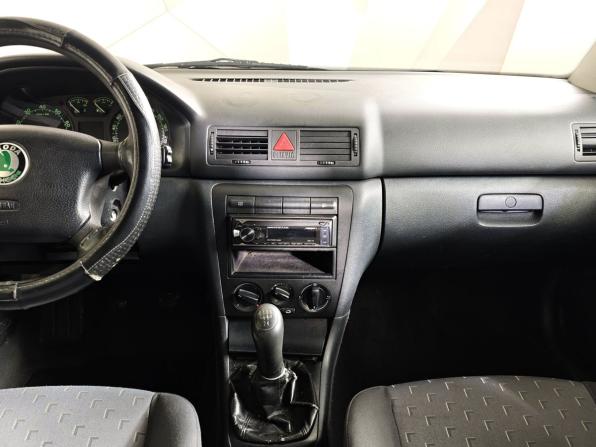 Skoda Octavia I (A4) Рестайлинг с пробегом 2002 года, цена 225 000 рублей, 267870 км, лифтбек, Автокод Объявления