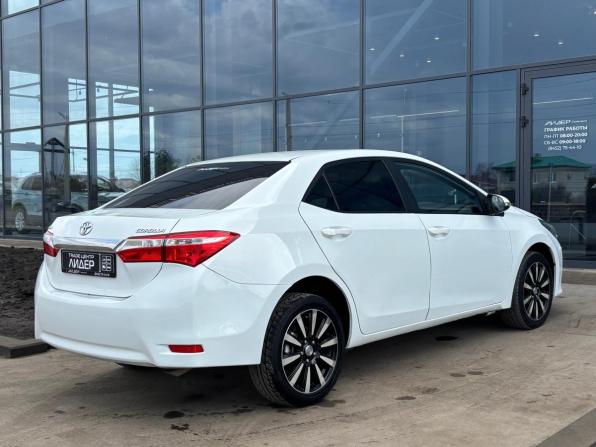 Toyota Corolla XI (E160 E170 E180) с пробегом 2013 года, цена 900 000 рублей, 152000 км, седан, Автокод Объявления
