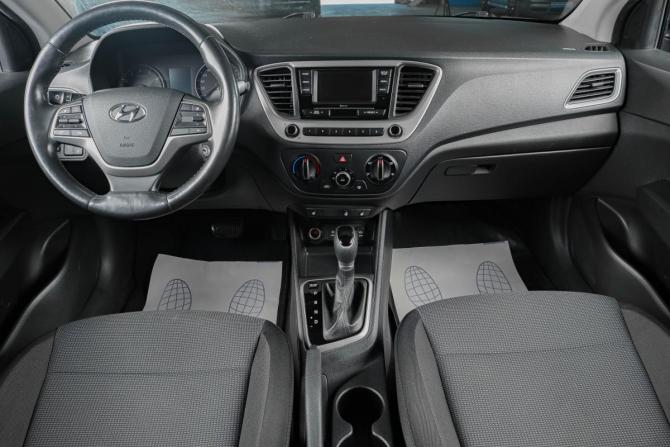 Hyundai Solaris II с пробегом 2018 года, цена 1 319 000 рублей, 149700 км, седан, Автокод Объявления