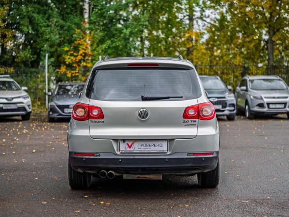 Volkswagen Tiguan I Рестайлинг с пробегом 2011 года, цена 915 000 рублей, 199801 км, внедорожник, Автокод Объявления