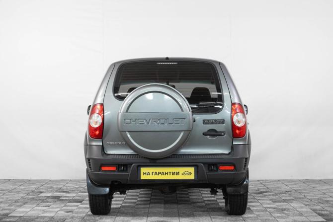 Chevrolet Niva I Рестайлинг с пробегом 2013 года, цена 699 000 рублей, 54700 км, внедорожник, Автокод Объявления