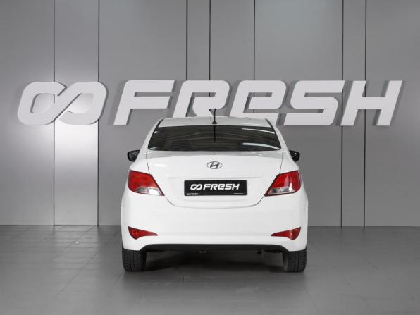 Hyundai Solaris I с пробегом 2014 года, цена 730 000 рублей, 156787 км, седан, Автокод Объявления