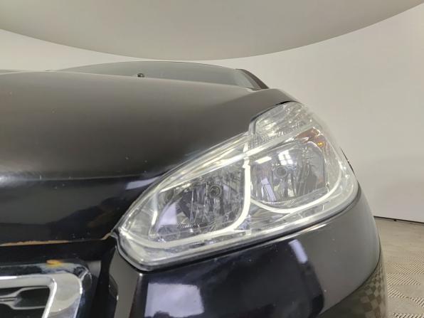 Peugeot 208 I с пробегом 2013 года, цена 730 000 рублей, 85306 км, хэтчбек, Автокод Объявления