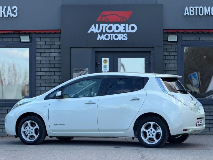 Nissan Leaf I (ZE0/AZE0) Астрахань  - изображение 8