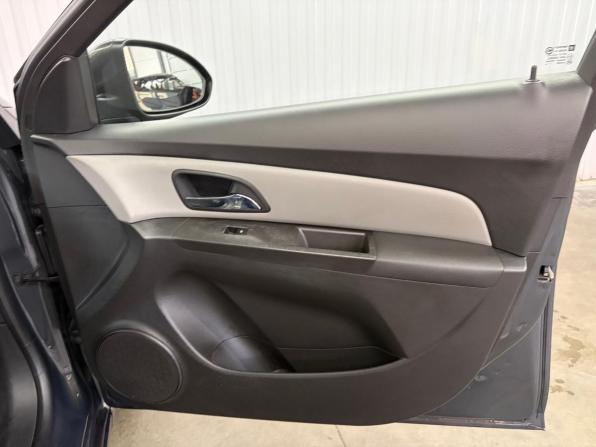 Chevrolet Cruze I Рестайлинг с пробегом 2014 года, цена 897 000 рублей, 101892 км, хэтчбек, Автокод Объявления