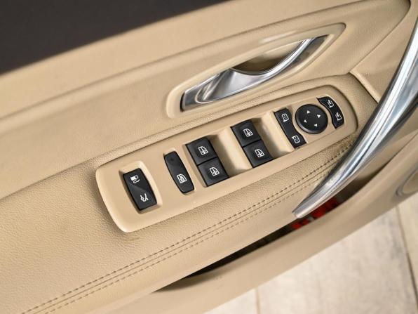 Renault Latitude I с пробегом 2011 года, цена 1 100 000 рублей, 256417 км, седан, Автокод Объявления