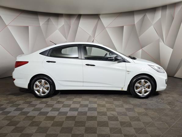 Hyundai Solaris I с пробегом 2012 года, цена 673 000 рублей, 186508 км, седан, Автокод Объявления