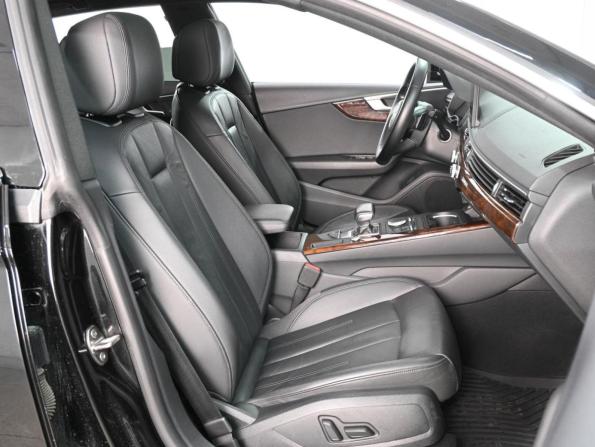 Audi A5 II (F5) с пробегом 2019 года, цена 2 769 000 рублей, 134105 км, лифтбек, Автокод Объявления