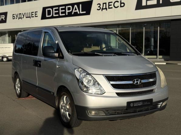 Hyundai Grand Starex I с пробегом 2008 года, цена 870 000 рублей, 302154 км, минивэн, Автокод Объявления
