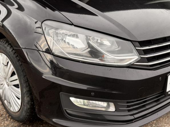 Volkswagen Polo V Рестайлинг с пробегом 2018 года, цена 975 000 рублей, 145236 км, седан, Автокод Объявления