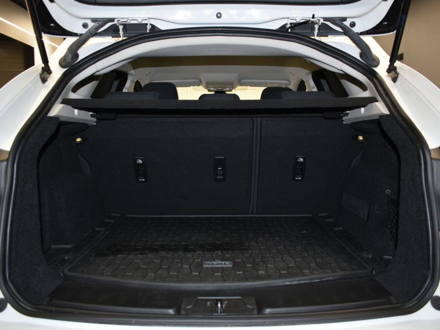 Jaguar E-Pace I Москва  - изображение 13