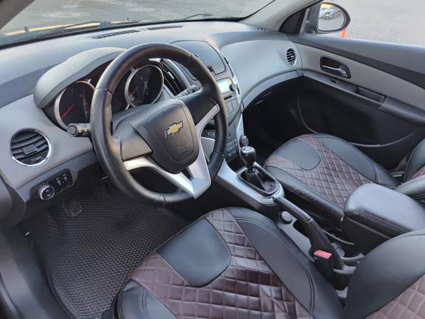 Chevrolet Cruze I Рестайлинг с пробегом 2015 года, цена 750 000 рублей, 133146 км, хэтчбек, Автокод Объявления