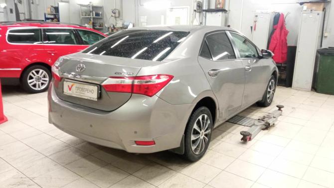 Toyota Corolla XI (E160 E170 E180) с пробегом 2014 года, цена 1 275 000 рублей, 112256 км, седан, Автокод Объявления