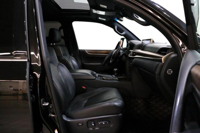 Lexus LX III Рестайлинг 2 с пробегом 2016 года, цена 7 245 000 рублей, 133348 км, внедорожник, Автокод Объявления