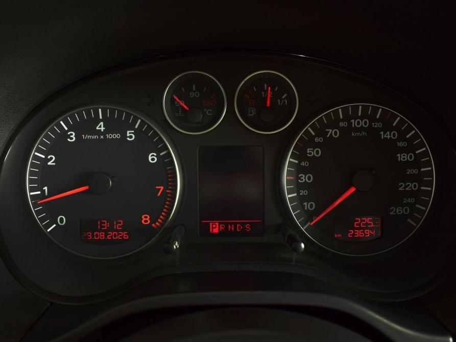 Audi A3 II (8P) Рестайлинг 1 Кемерово  - изображение 9