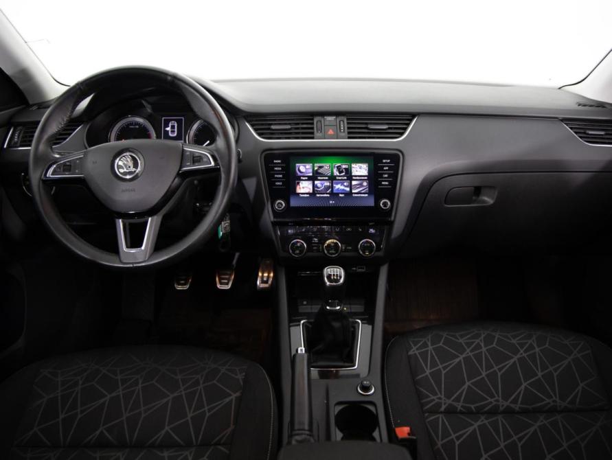 Skoda Octavia III (A7) Рестайлинг Санкт-Петербург  - изображение 9
